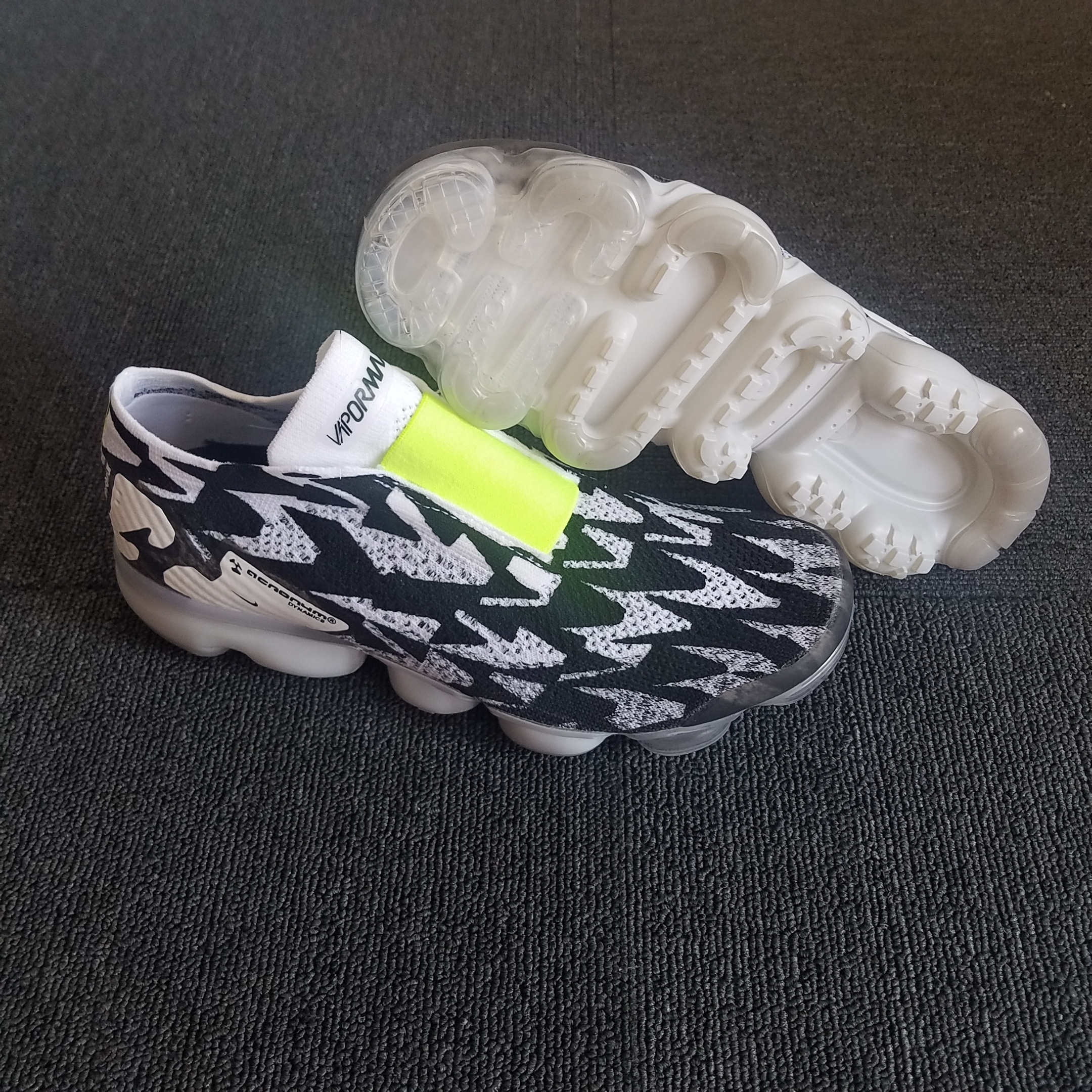 Nike Nike Air Vapormax Moc 2 Acronym sail Grailed