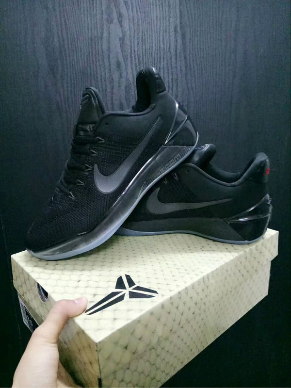 Men Nike Kobe 12 Black White Shoes 
