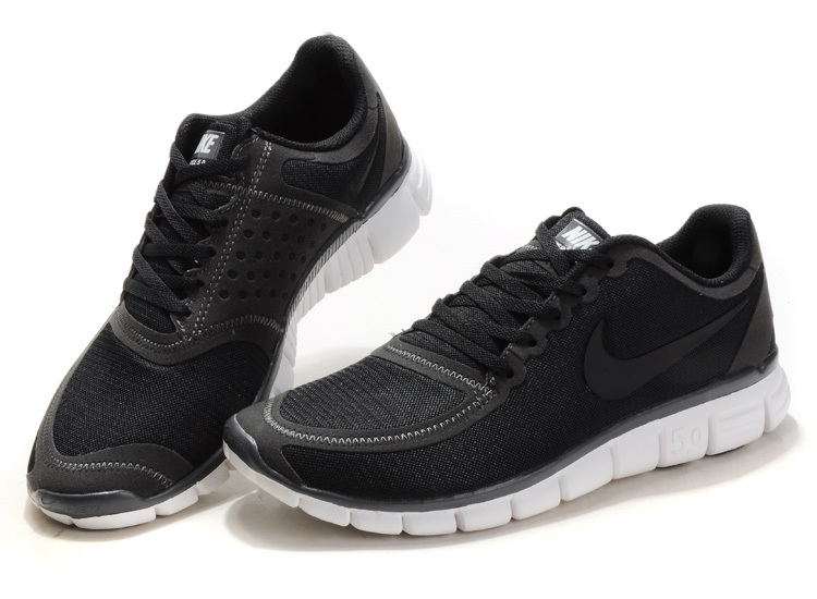 Nike Free Run 5.0 V4 Black White Running Shoes